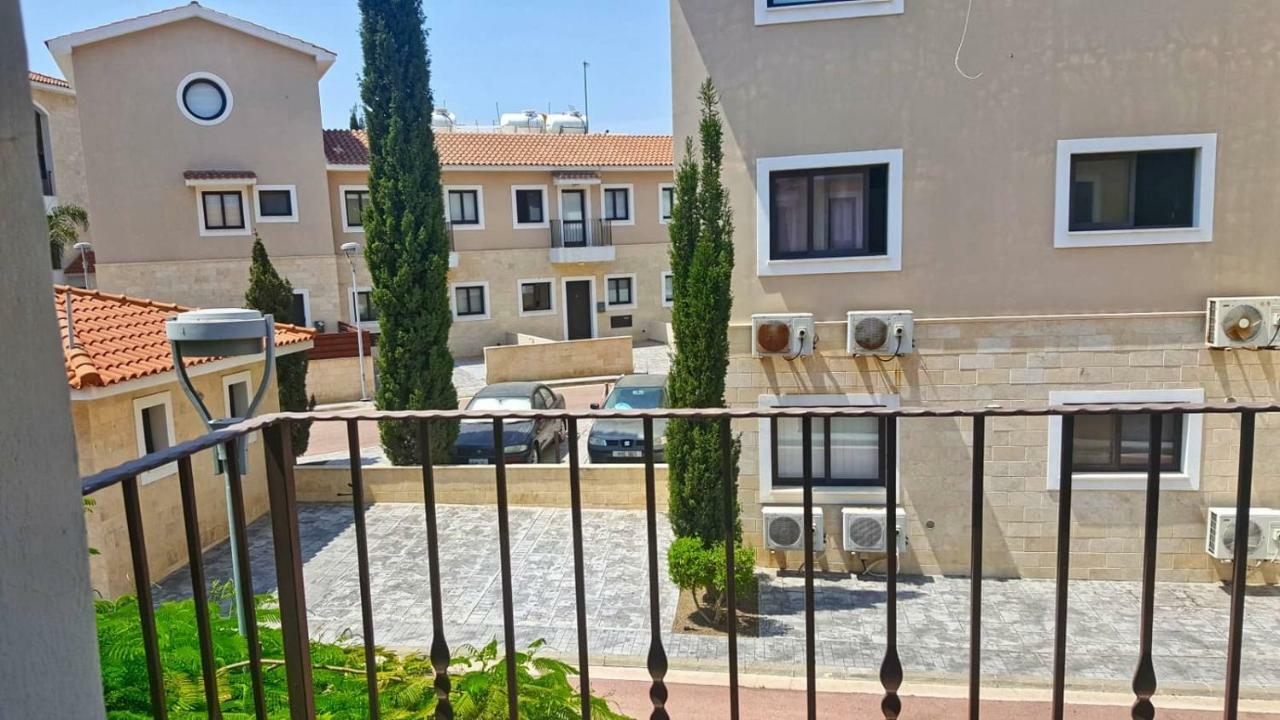 Kapparis Town House Villa Paralimni Eksteriør billede